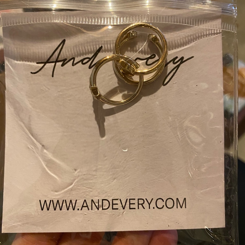 And Every Silver and Gold Rings - Picture 3 of 11